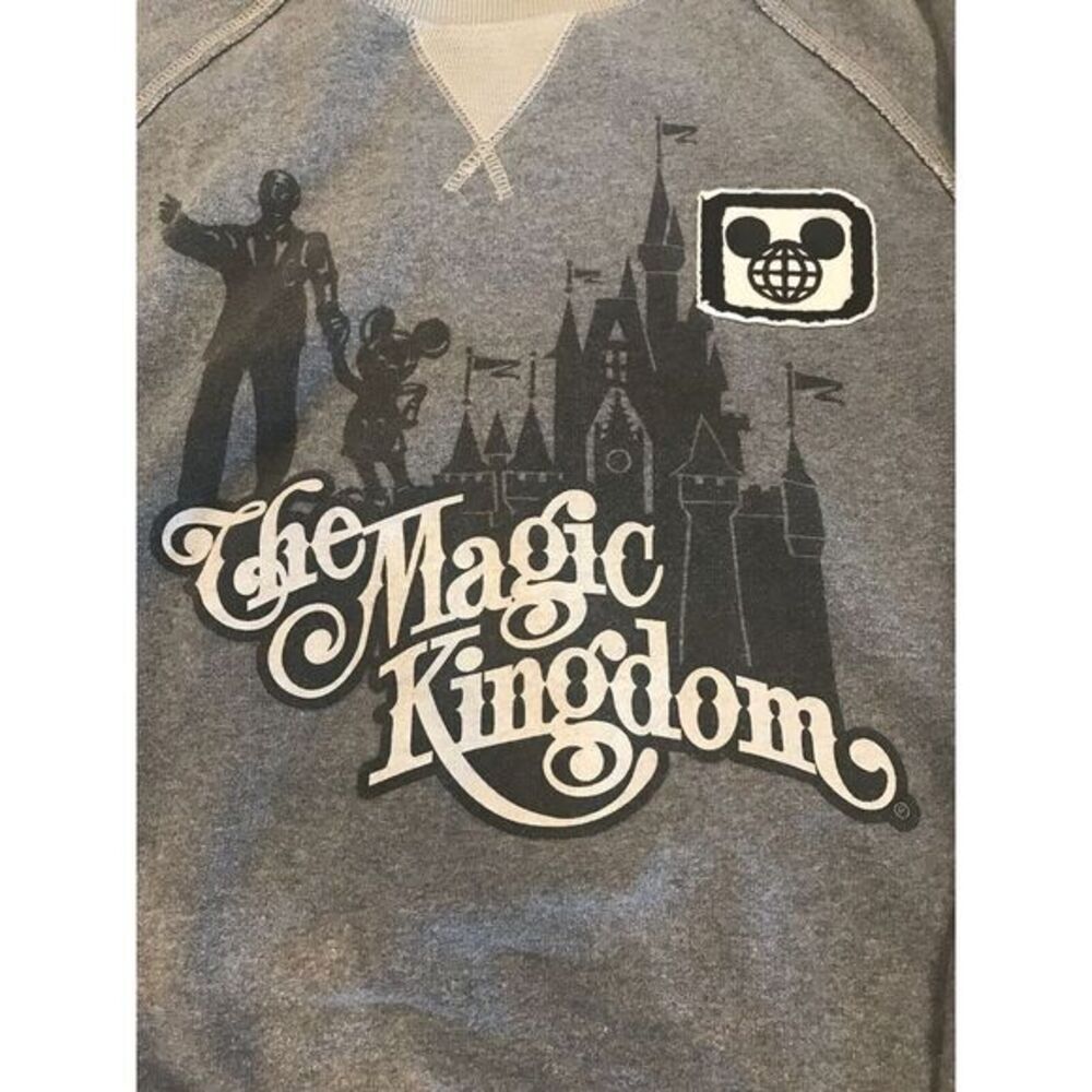 Disney World The‎ Magic Kingdom Walt Mickey Mouse Adult Small Sweat Shirt